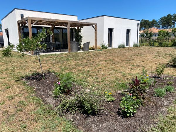 Maison entre plage et forêt landaise