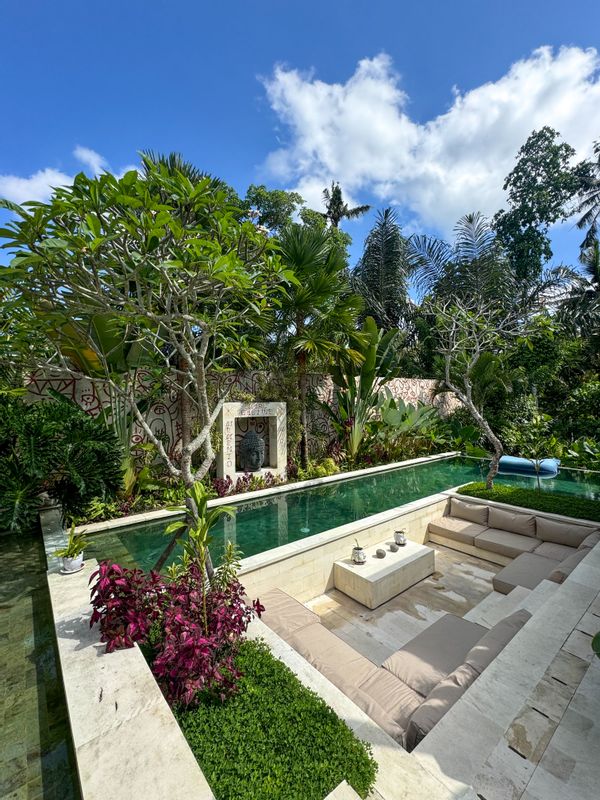 Luxurious jungle sanctuary