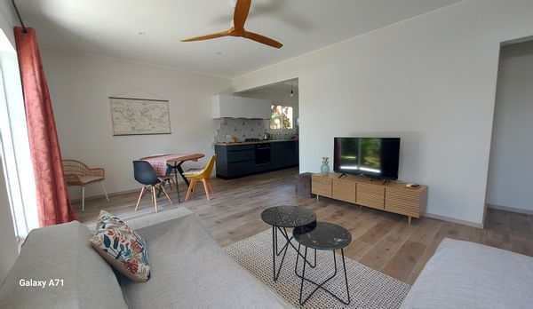 Agréable bas de villa F3 + petit jardin + 2 terrasses Proche de toutes commodités