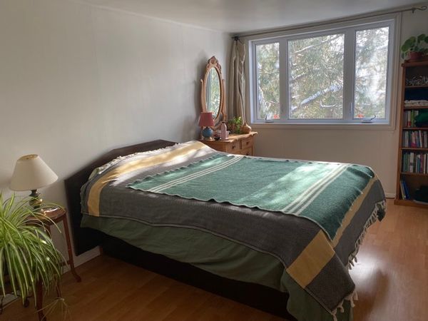 Chambre privée dans une maison de campagne en bord de Rivière