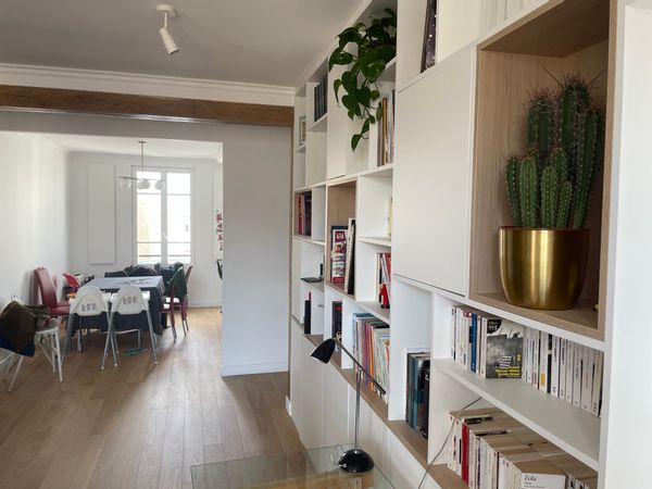 Grand appartement lumineux au cœur de Versailles, à deux pas de la place du marché et du château