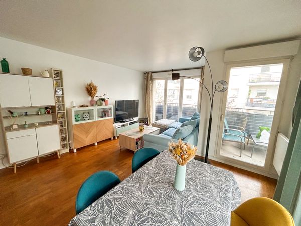 Appartement cosy à Saint-Cyr-l’École (près de Versailles & Paris)