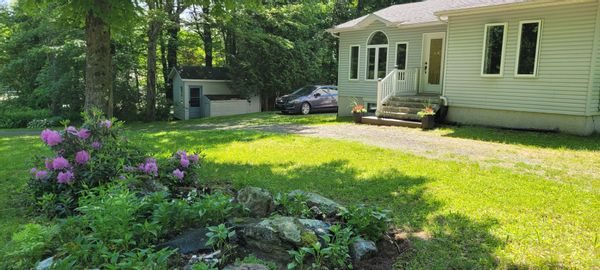 Petite maison aux portes des cantons de l'est, à 10 minutes de Bromont