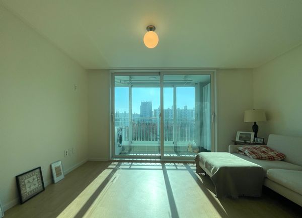 Typical apartment neighborhood in Incheon Access to Seoul within 30 minutes by subway
