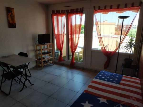 Joli studio St Raphaël