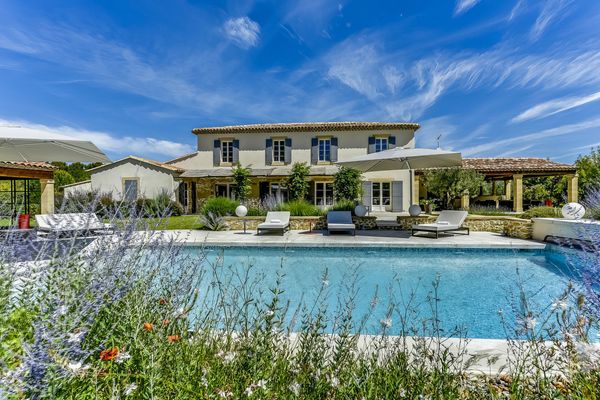 Luxueuse Bastide provençale à proximité d'Aix