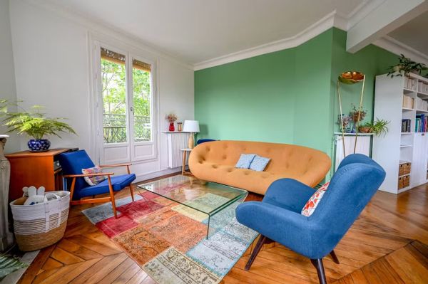 Appartement familial 3 chambres en face des Buttes Chaumont