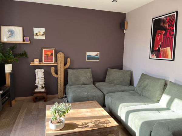 La maison d'Elodie est spacieuse et au calme, à proximité du parc de Parilly, facilement accessible