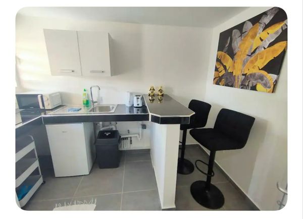 Studio Bord de Mer Moderne, Climatisé et Indépendant