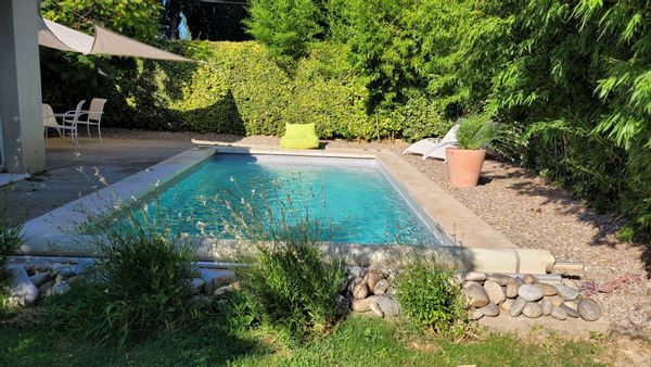 Maison en Provence avec piscine à 5 minutes d'Avignon