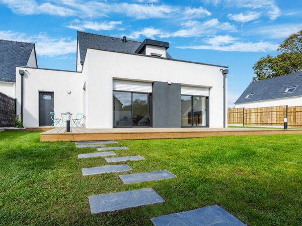 Maison neuve pleine de charme, centre-ville à 5 min, plage Bénodet 15 mn voiture