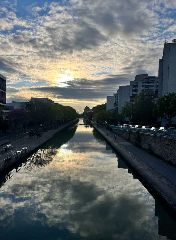 Appartement refait à neuf en 2025, a 2min a pied du métro et du canal de l'ourcq.