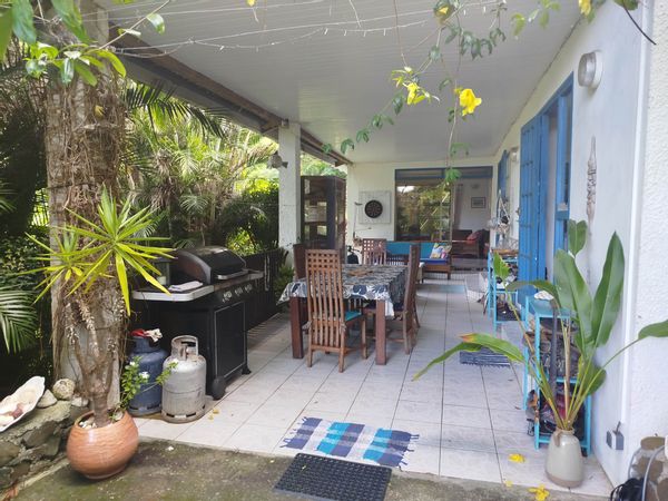 Maison spacieuse à 7 minutes du lagon de Poé