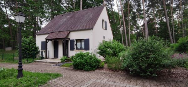 Duplex situé dans la forêt de Fontainebleau à proximité du massif des trois pignons