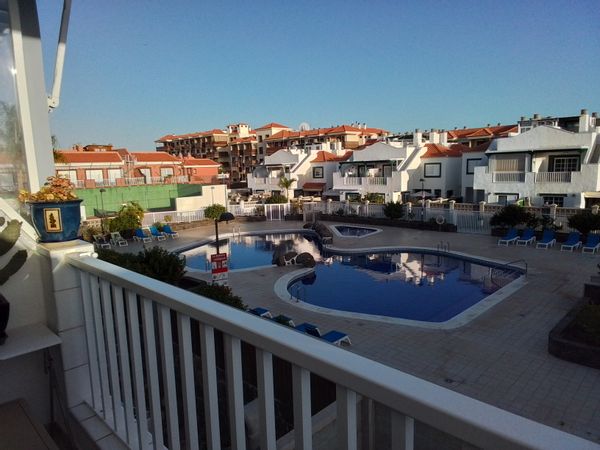 La maison de Carinne, appartement duplex, résidence sécurisée, avec piscine, calme et très soignée.