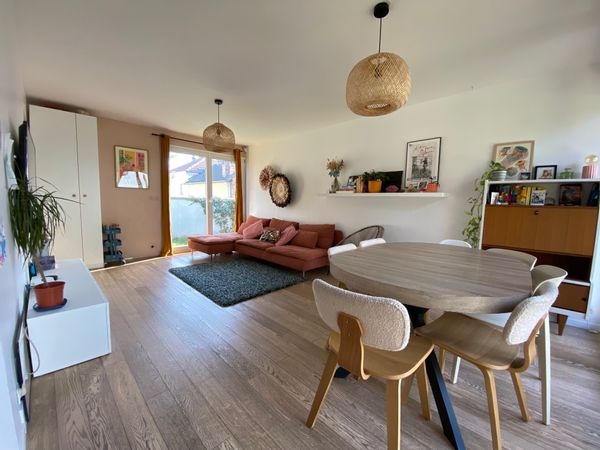 Maison familiale avec jardin proche Paris - à 5min du Métro - 15mn Orly