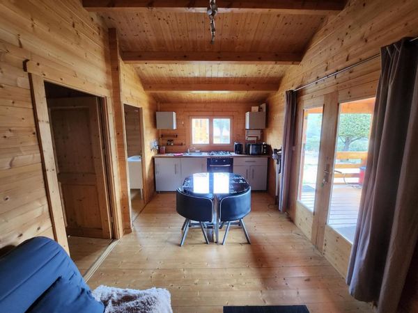 Chalet en bois à 5 mn en voiture des plages