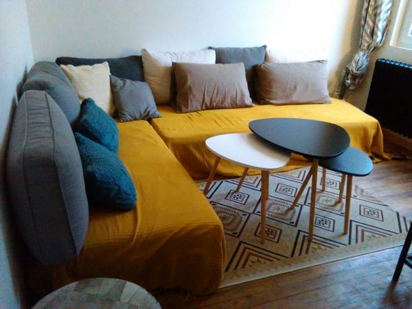 Chambre 2 couchages +  dans maison avec jardin, 10 minutes à pied du centre-ville