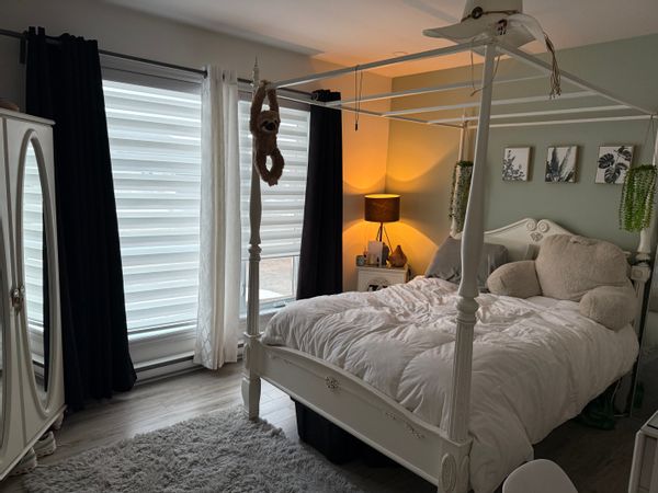 La chambre privée avec collocation,maison neuve près de tout les commodité,spa et piscine 