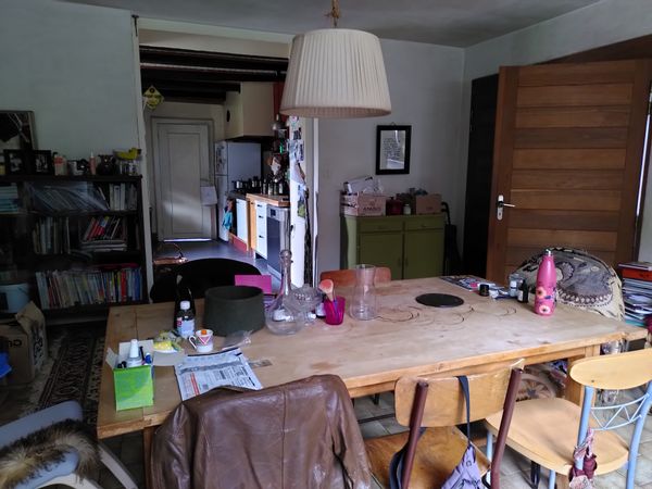 La maison de Céline C'est un lieu de repos niché dans la campagne.