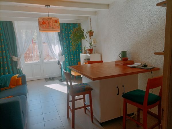 Petite maison coquette dans petit village isérois