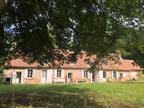 Grande longère du XIXe au bord de l'eau – Charme, nature et vignobles