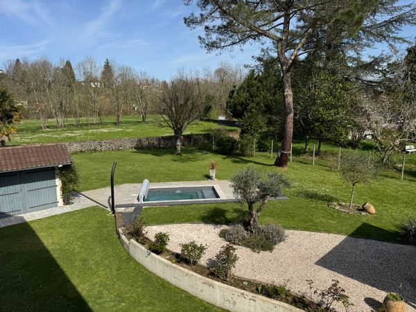 La chambre privée au calme