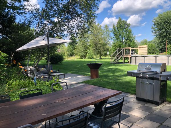 Maison champêtre avec vue sur la montagne | Peaceful Country Home with Mountain Views