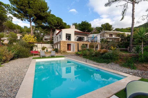 RDC VILLA FAMILIALE PISCINE BORD DE MER
