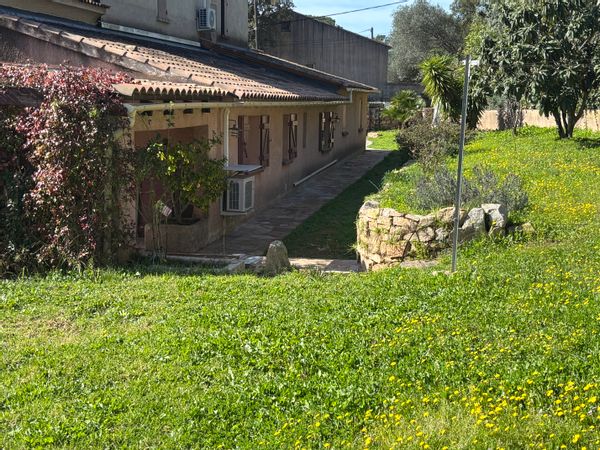 La maisonette Jasmin d'Evelyne