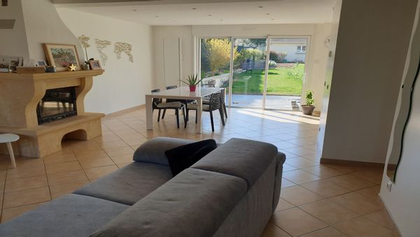 Maison moderne au calme proche de DISNEY + multiples activités