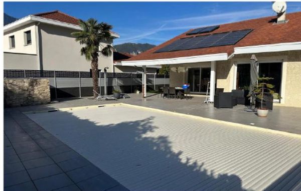 Maison contemporaine au pied des massifs Grenoblois