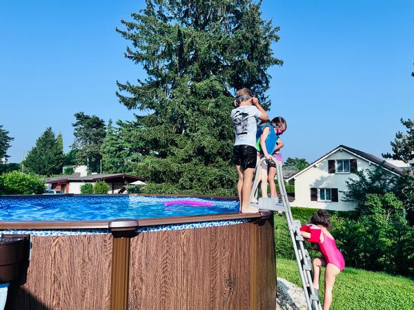 Une Maison idéale pour Les familles, 3 chambres, 3 sdb piscine , et tout ce dont les enfants rêven.