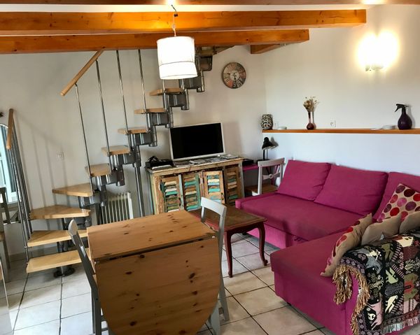 La maison de Evelyne : cocon au cœur du vieux village avec vue sur les basses gorges du Verdon