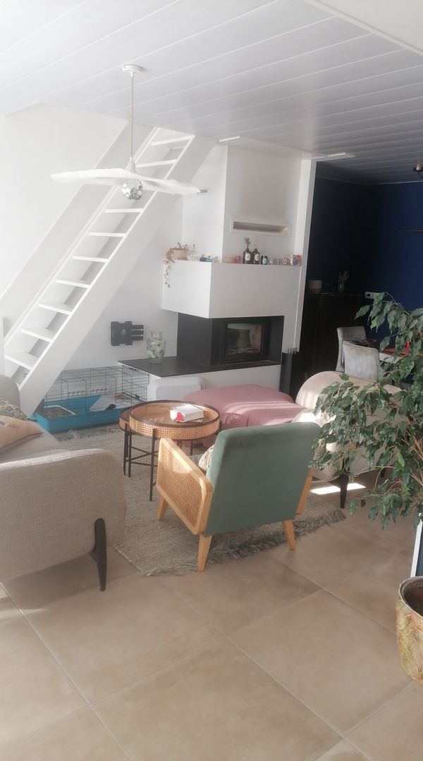 La maison de Julie est située dans une impasse au calme, à 10 minutes à pieds de la plage.