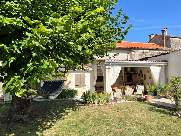 Maison en Pierres aux portes d’Angoulême