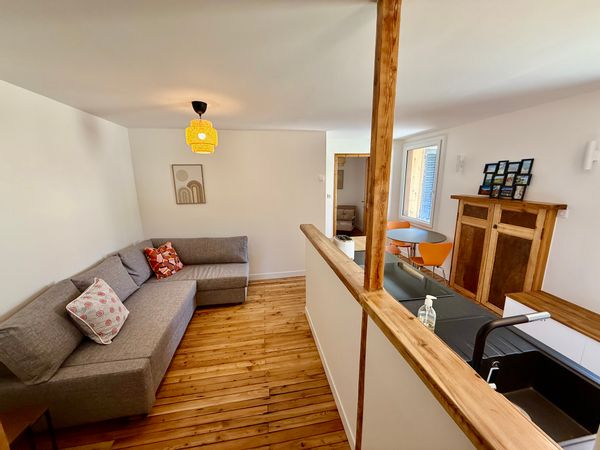 Le Camp de Base – T2 cosy dans maison du XVIIe siècle avec jardin & garage vélo