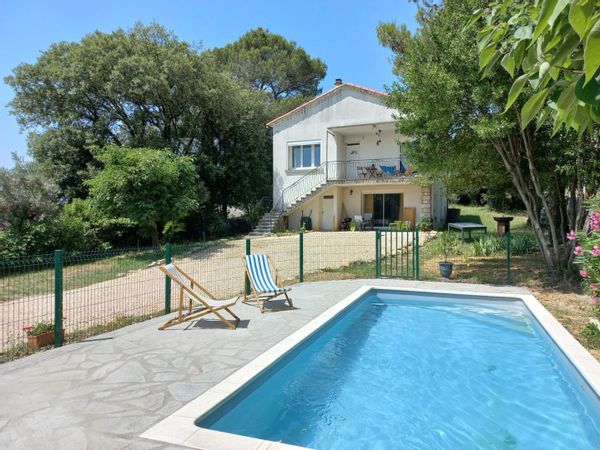 Maison aux pieds des Cévennes, avec 4 chambres et piscine