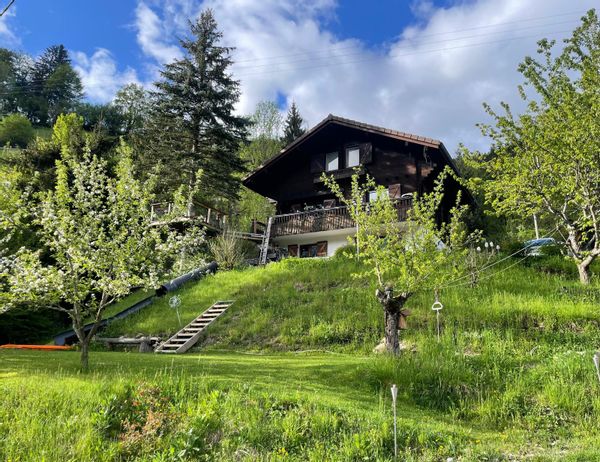 Chalet chaleureux avec vue montagne – proche lac d’Annecy