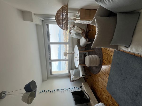 Petit appartement, mais ...grande vue sur le magnifique lac Léman!