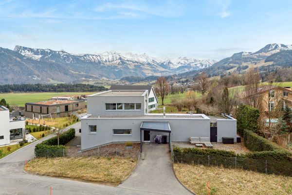 Suberbe maison d’architecte au cœur de la Gruyère