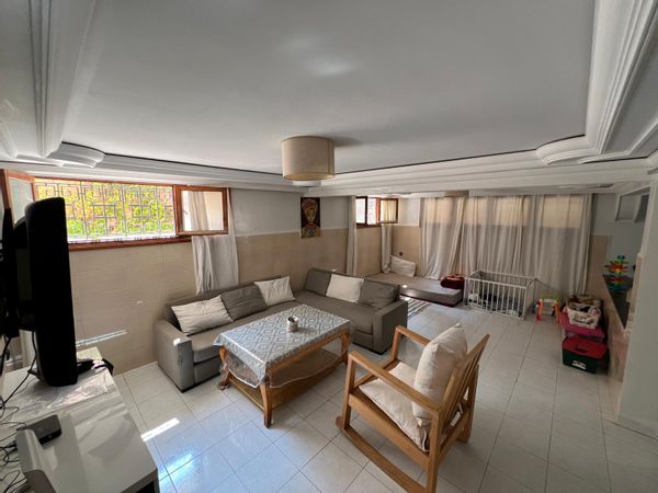Étage maison avec grand jardin