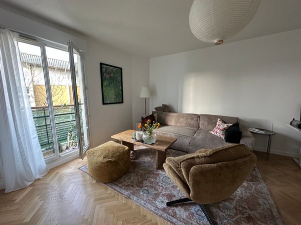 40 m² apartment with balcony, near park & direct train to Paris (7 min)