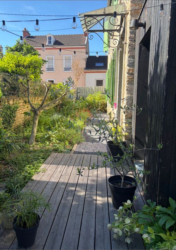 Une chambre dans la maison d' Elise