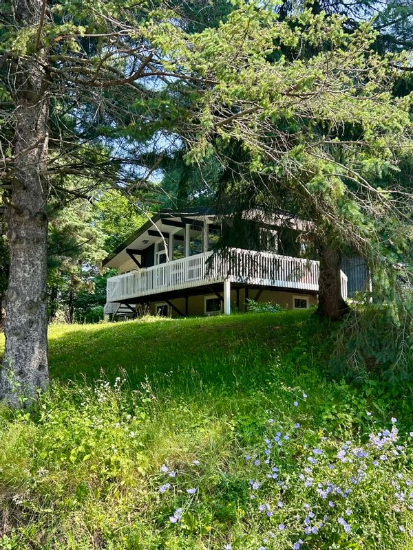 Maison nature , Quebec , Canada, Laurentides , Prévost . 1h de Montréal et 45 min du Mont Tremblant