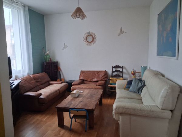 Maison individuelle de ville dans un quartier tres calme, avec jardin sans vis a vis de 300m2.