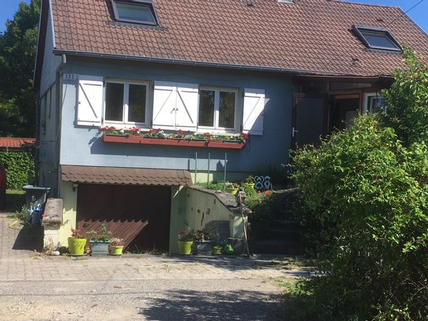 Maison dans un quartier très calme pour visiter l'Alsace, les Vosges à 30 mn de l'aéroport de Bâle