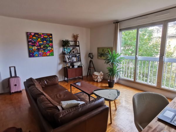 Appartement lumineux, idéalement situé au cœur des Chartrons