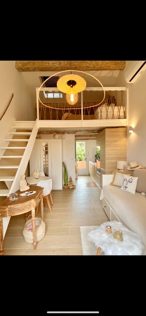 Apartment Tiny House, sea view, front of Saint-Tropez.