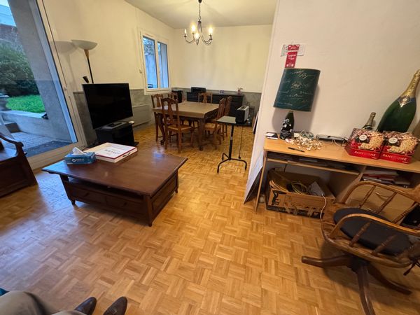 Appartement calme en rez de jardin